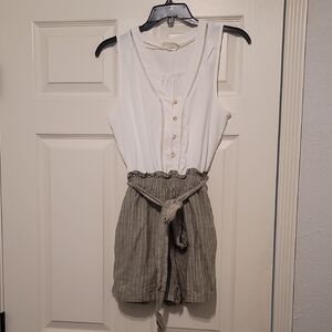 Altar'd State White/Olive Romper Size Small